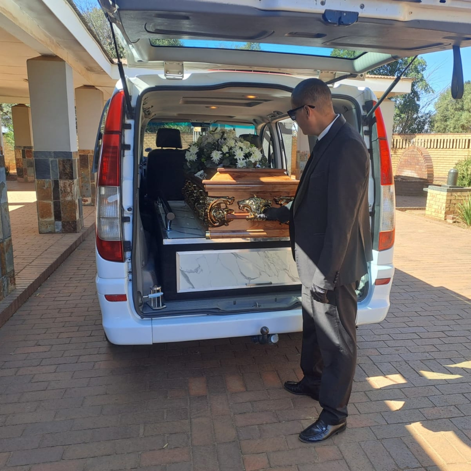 SB Logo (Hearse)14
